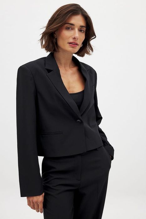 Вкорочений піджак NA-KD