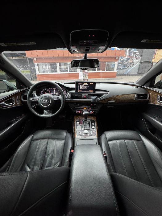 AUDI A7 3,0 RS7 look