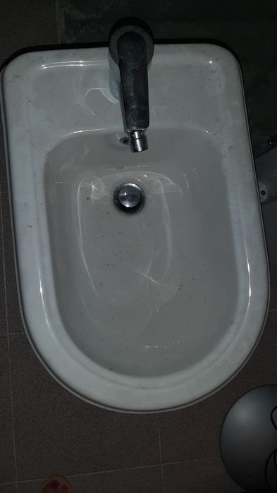 Vendo 2 Bidés!!!
