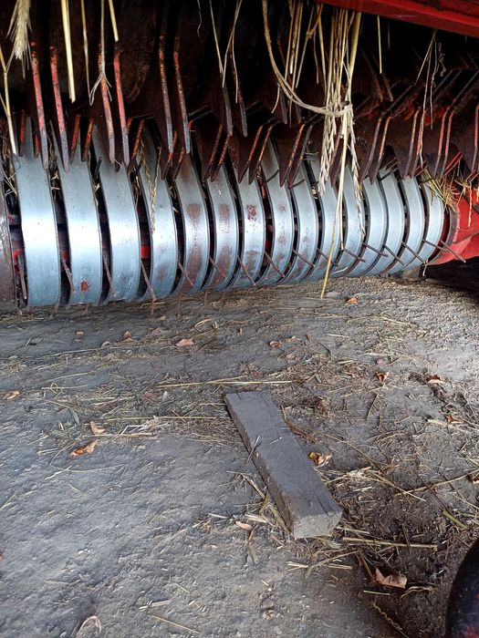 Przyczepa samozbierajaca