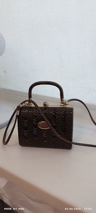 Продам сумочка G.VERSACE  цена 2000грн