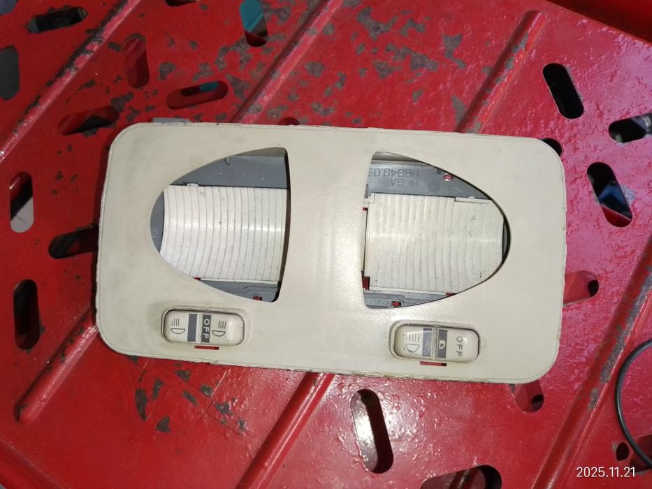 Luz de tejadilho - plafonnier frente Fiat