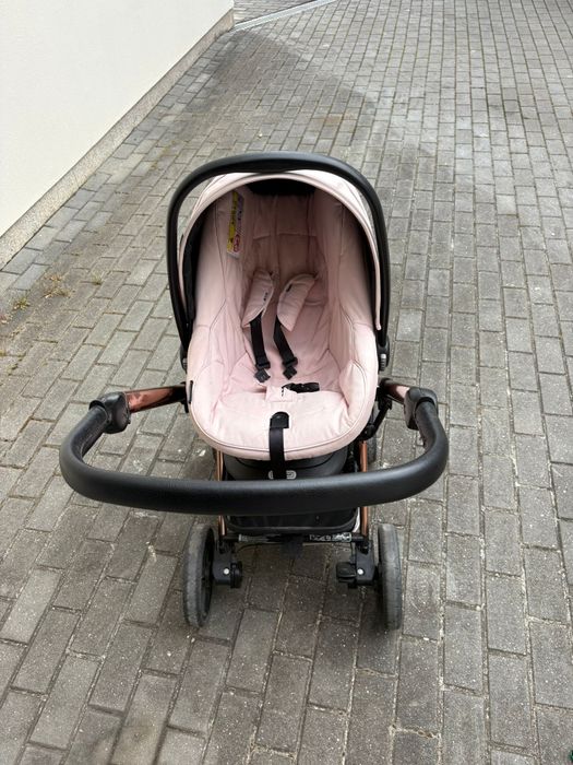 Carrinho de bebé