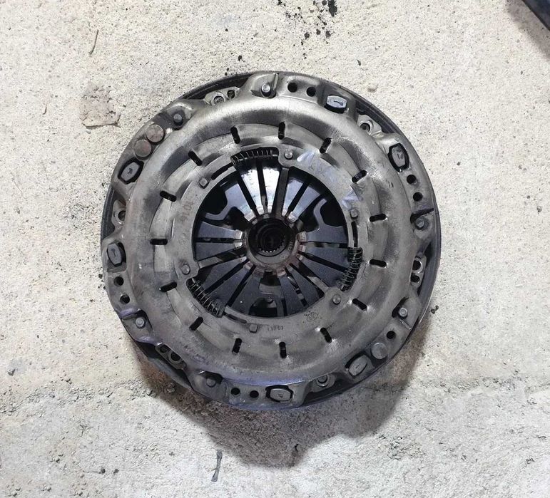 Mercedes W203,W204,W211,W212  kompletne sprzęgło OE 271 1,8 kompressor