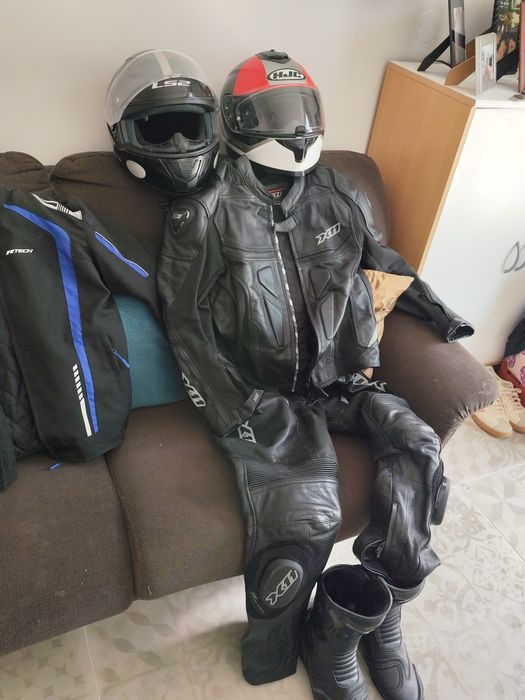 Agasalho completo x11 moto pista como novo