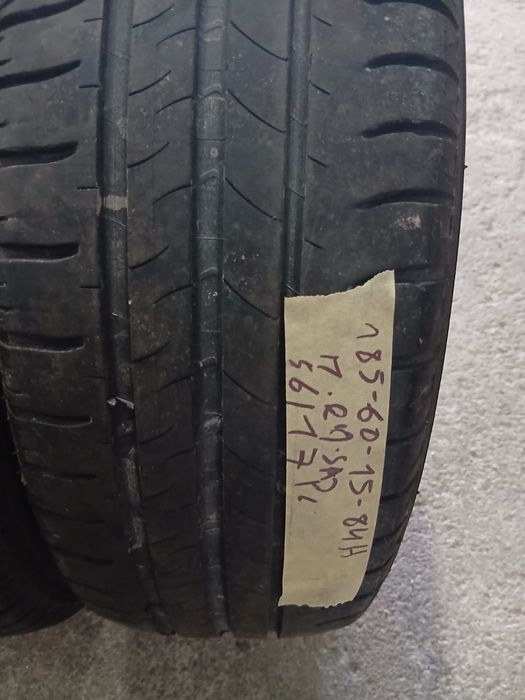 4 Pneus 185/60R15 Michelin