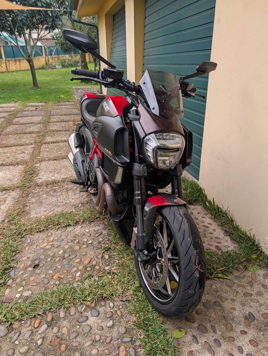 Ducati Diavel Carbon