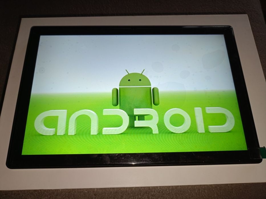 Sprzedam Tablet Nowy !!