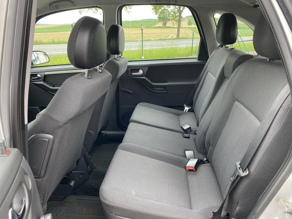 Opel Meriva lift 1.6 alusy klima zadbany