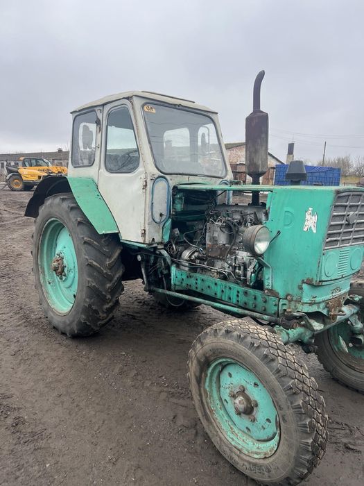 Продам колёсный трактор ЮМЗ 6