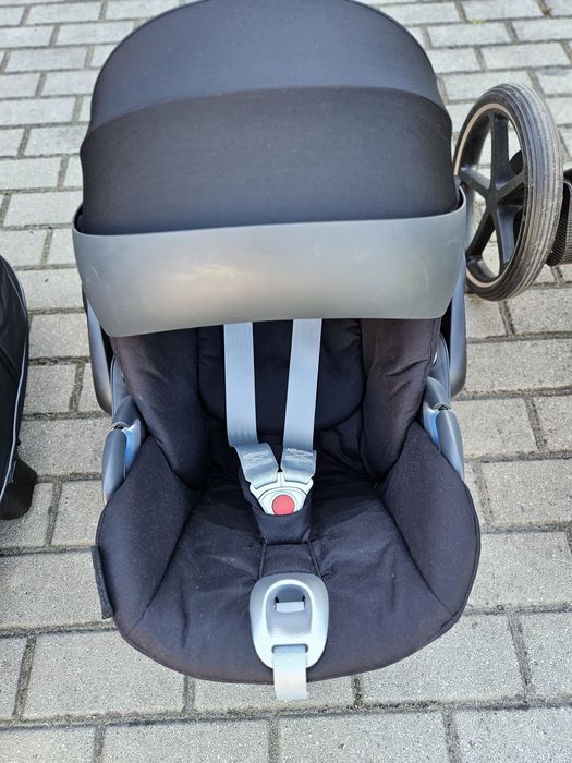 Wózek e-priam 2.0 2w1 (gondola i spacerówka)