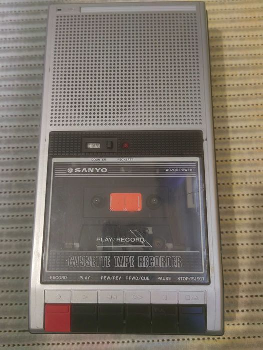 leitor cassetes sanyo