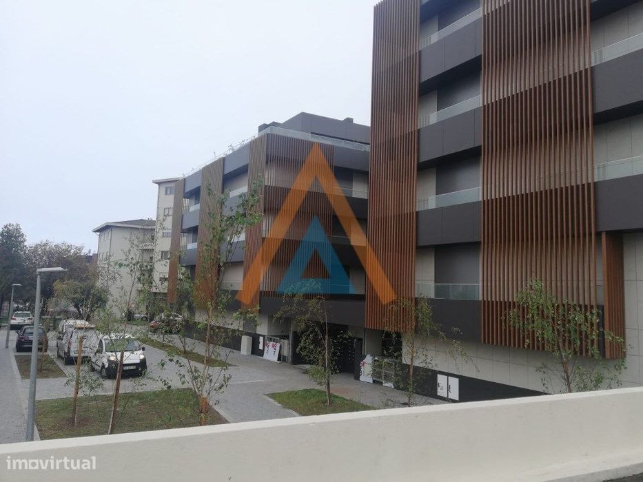 Moderno Apartamento T3 Novo no Centro de Espinho.