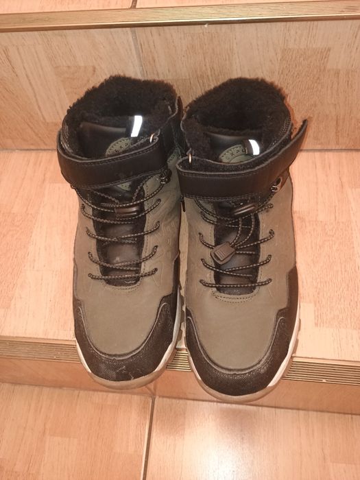 Buty typu trapery dla nastolatka