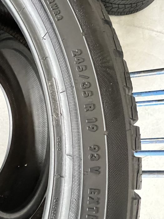 265/35/19+245/35/19 R19 Continental ContiWinterContact TS830 4шт зима