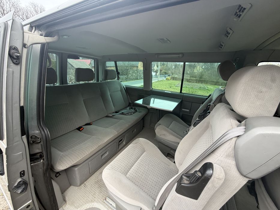 VW T4 Multivan 2,5 tdi 151 ps - climatronic , szyberdach , 7-osobowy