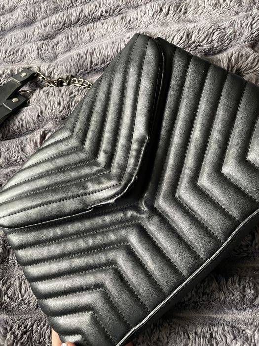 Жіноча стильна сумка, кросбоді, через плече, регулюється довжина