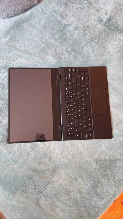 Portátil 2-em-1 KUU Flexone – 280€