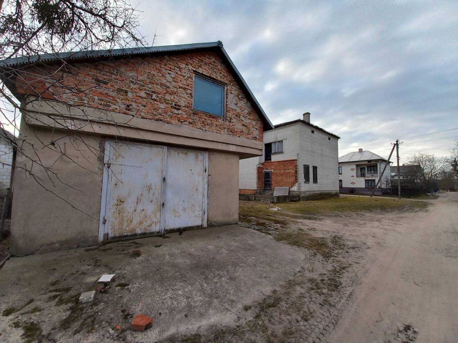 Будинок та земельна ділянка 6,1 сот., м. Кам'янка-Бузька