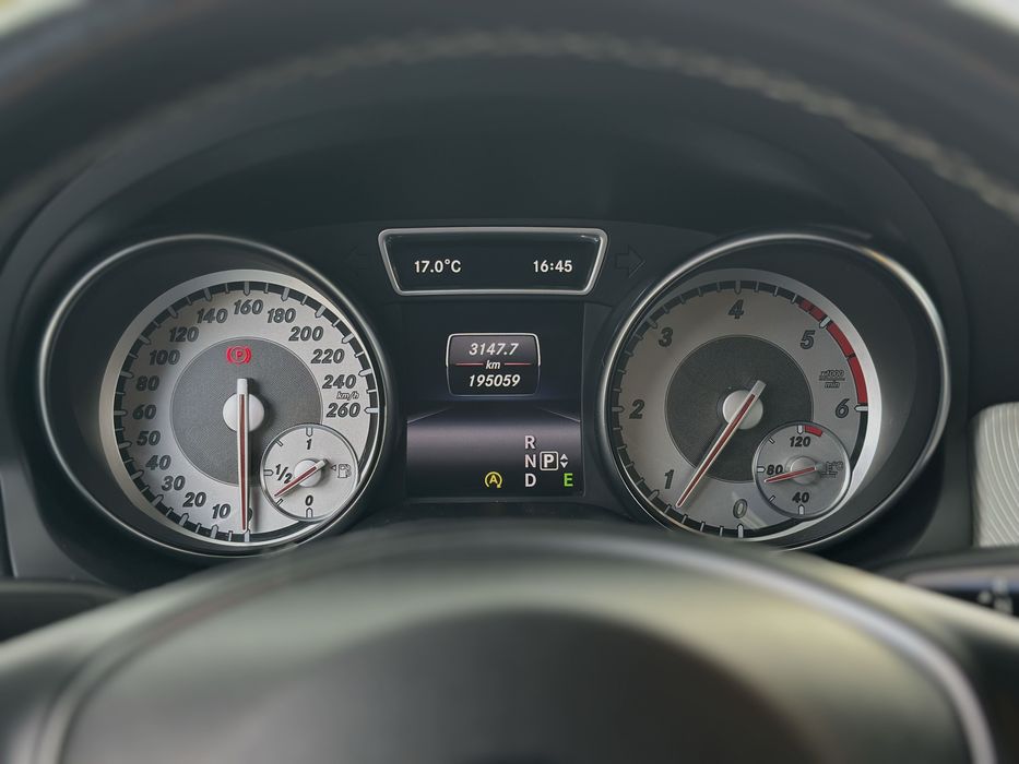 Mercedes-Benz CLA 220d