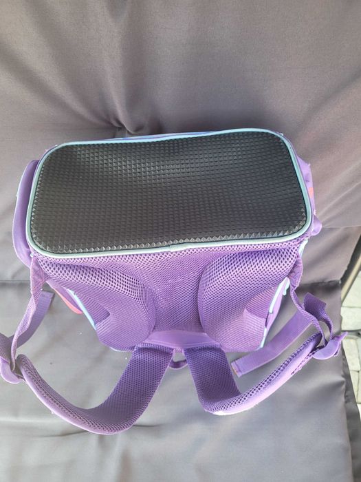 Tornister z pieskiem dla dziewczynki