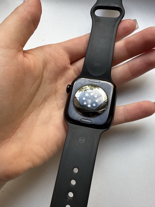 Продам Apple watch 10