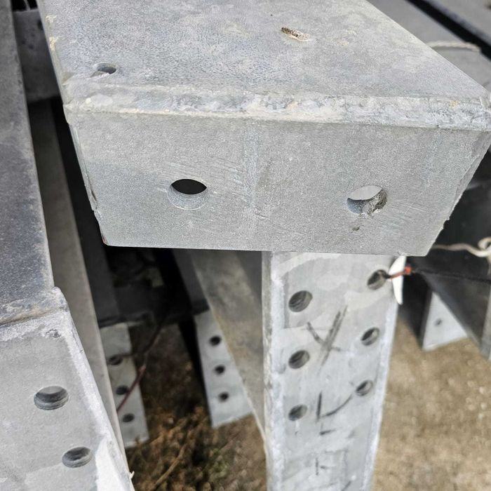 Ocynkowona konstrukcja hali 16 m x 37 m  stan idealny  jak nowa .