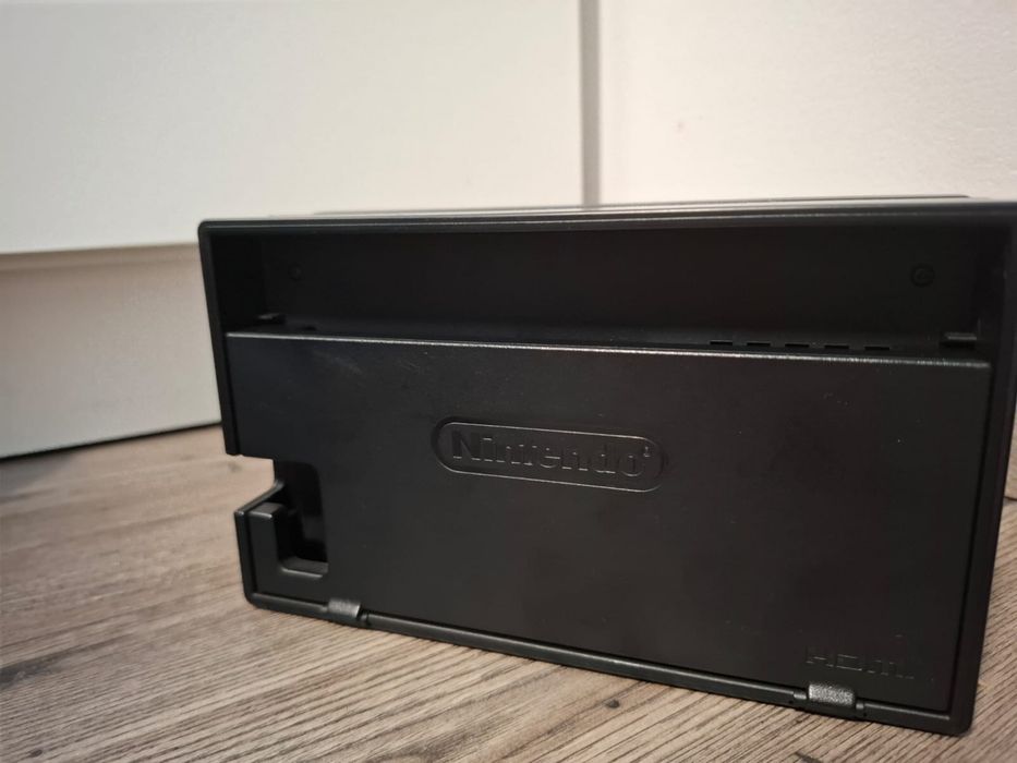 Nintendo Switch z etui