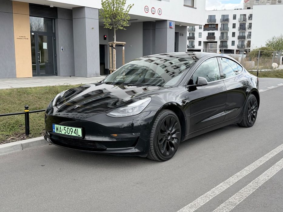 Tesla Model 3 Polift_Autolilot_Pompa Ciepła_Zarejestrowana_Premium Audio