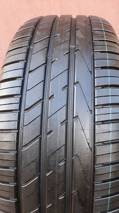 Новий скат 245/45 R19 Hankook Ventus S1 evo2 suv