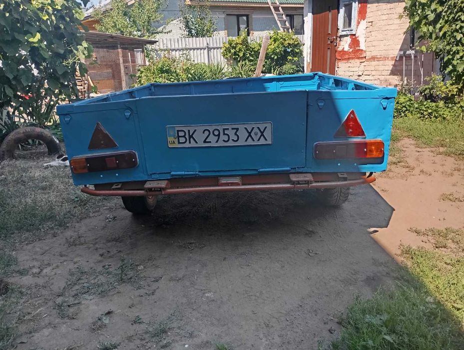 Легковий причіп в чудовому стані