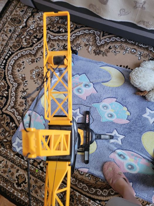 Кран б/у на пульте управления вправа-лева не двигается