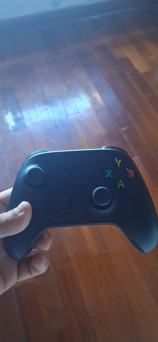Tou a vender este comando da xbox