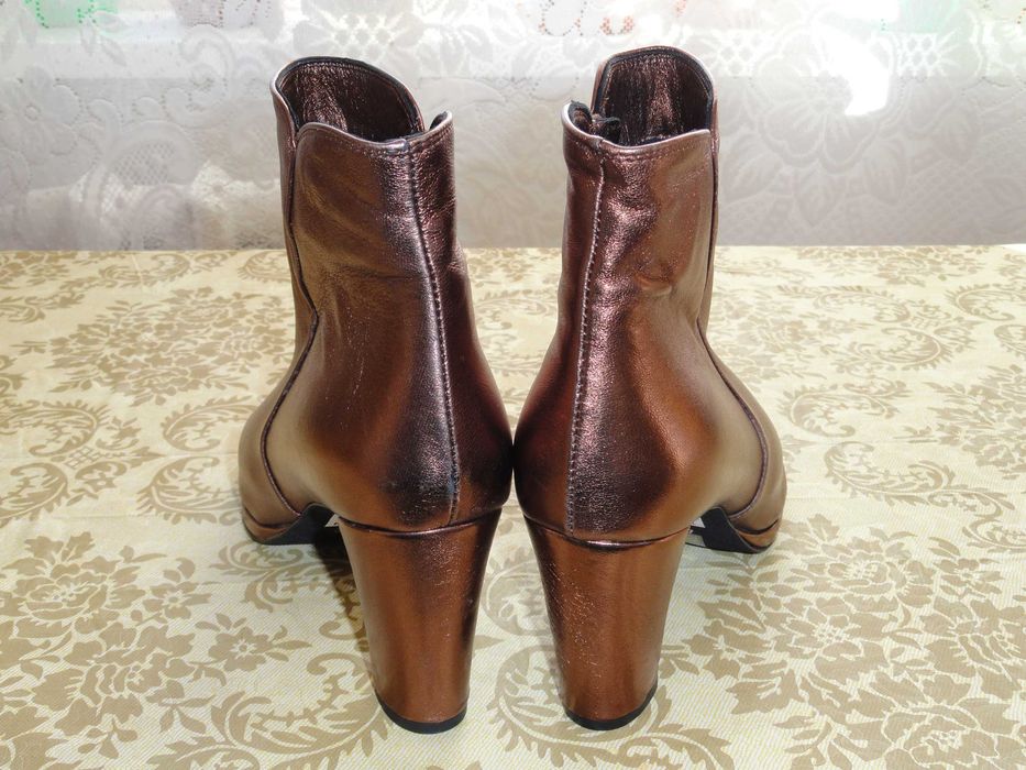 Трендовые кожаные ботинки «Lineazeta» (р.39/40 натуральная кожа)