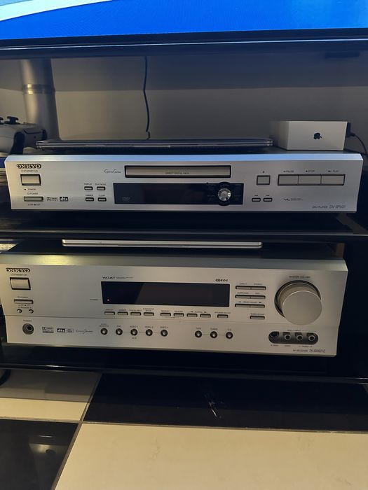 Amplituner  Onkyo+ Cd/Dvd