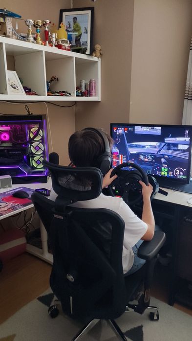 Thrustmaster t300rs GT + shifter Logitech (com adaptador)