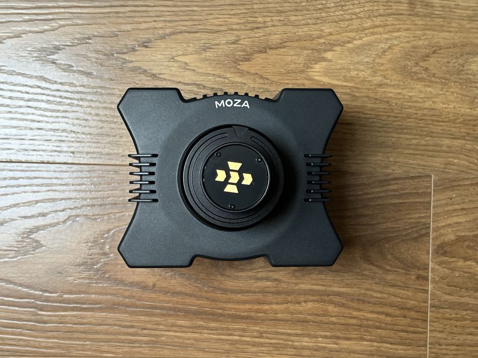 Moza R5 -  Baza