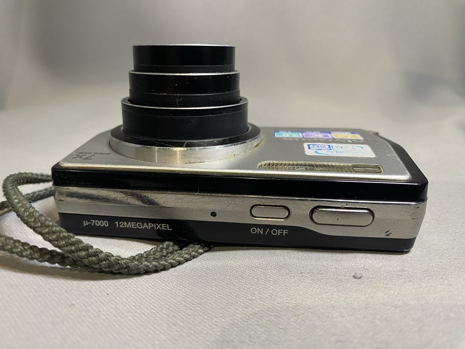 Цифровий фотоапарат Olympus mju 7000