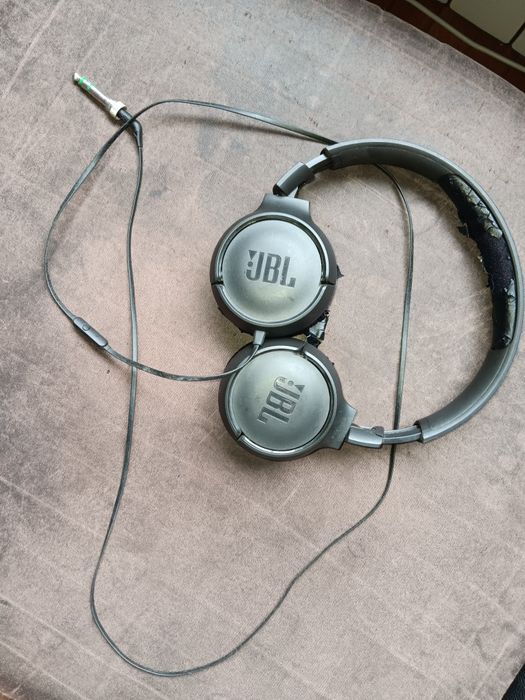 JBL Tune 500 (cabo com mic)