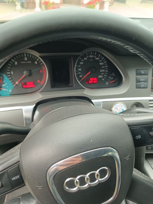 Samochód Audi A6 C6