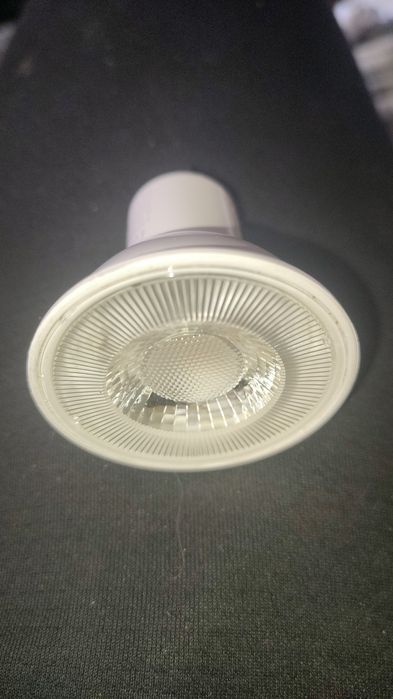 Żarówka LED 230V 4.2W 3000K 345lm 36°