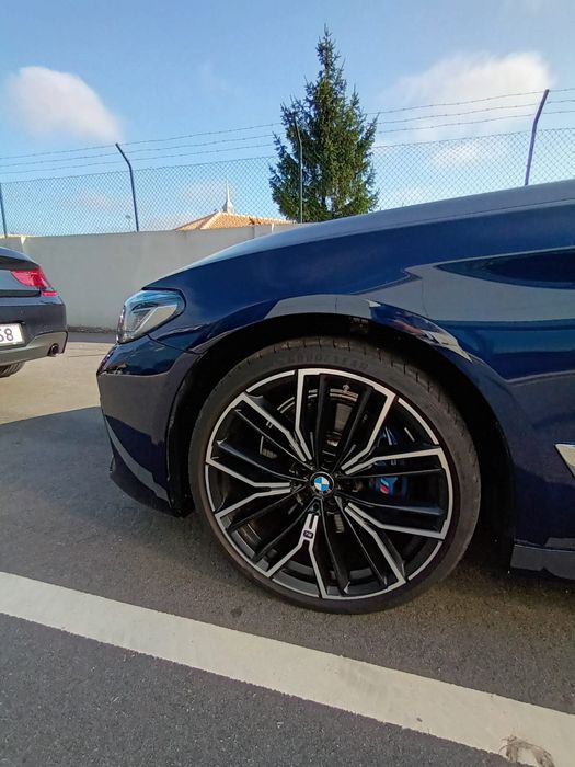 BMW 520d Berlina Pack M