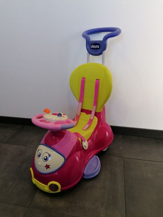 Carrinho andador chicco quatro
