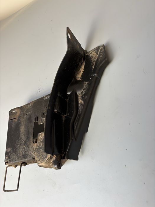 Mocowanie Akumulatora YAMAHA DT125R