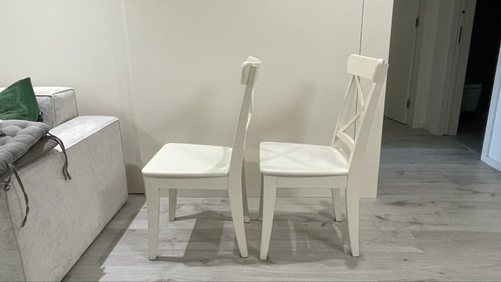 Mesa e 2 cadeiras Ikea