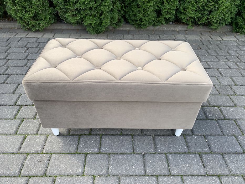 Pufa z pojemnikiem beżowa