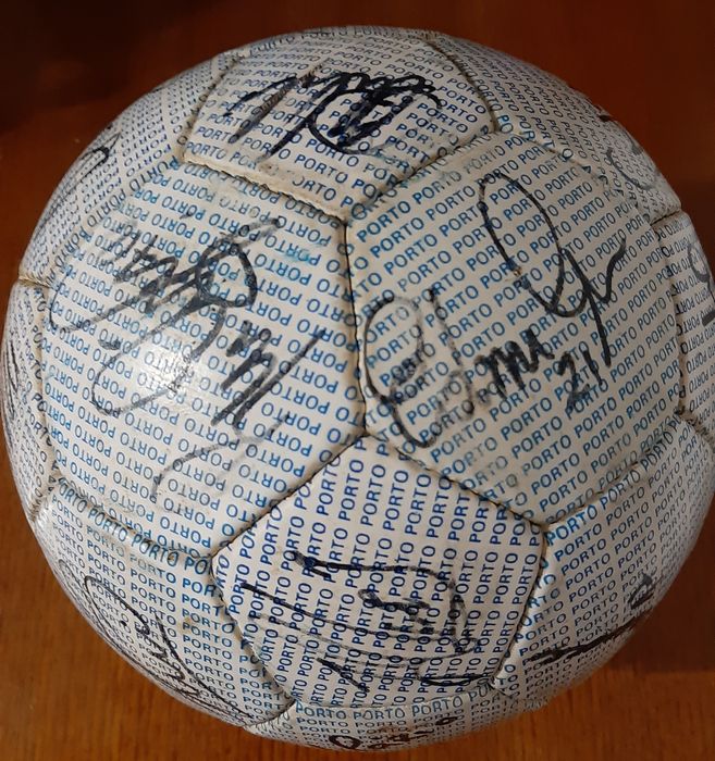 Bola autografada F.C.Porto.