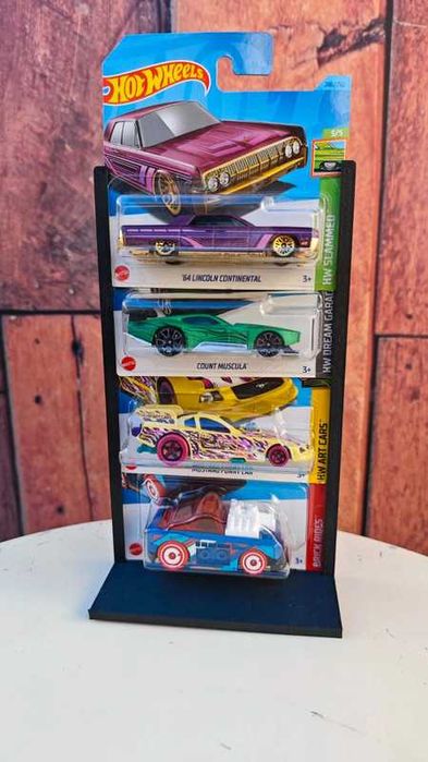 Expositor de carrinhos Hot Wheels em cartela