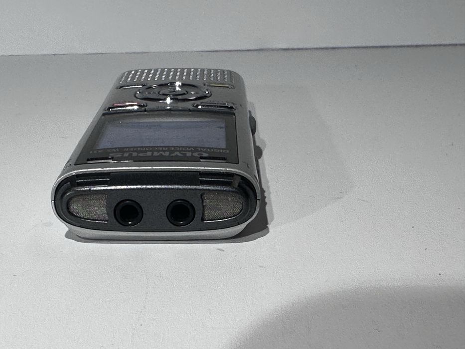 Olympus WS-831 – dyktafon cyfrowy, sprawny, USB, nagrywa