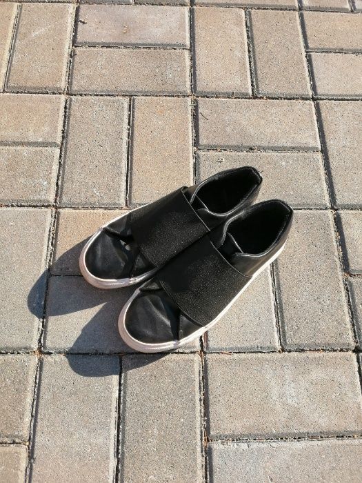 Trampki Sinsay rozmiar 38